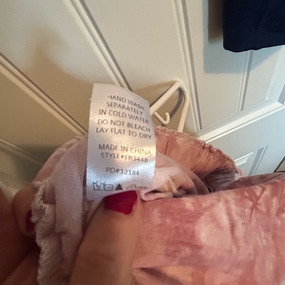 Avery Rayne Tie-Dye jumpsuit - Picture 6 of 7